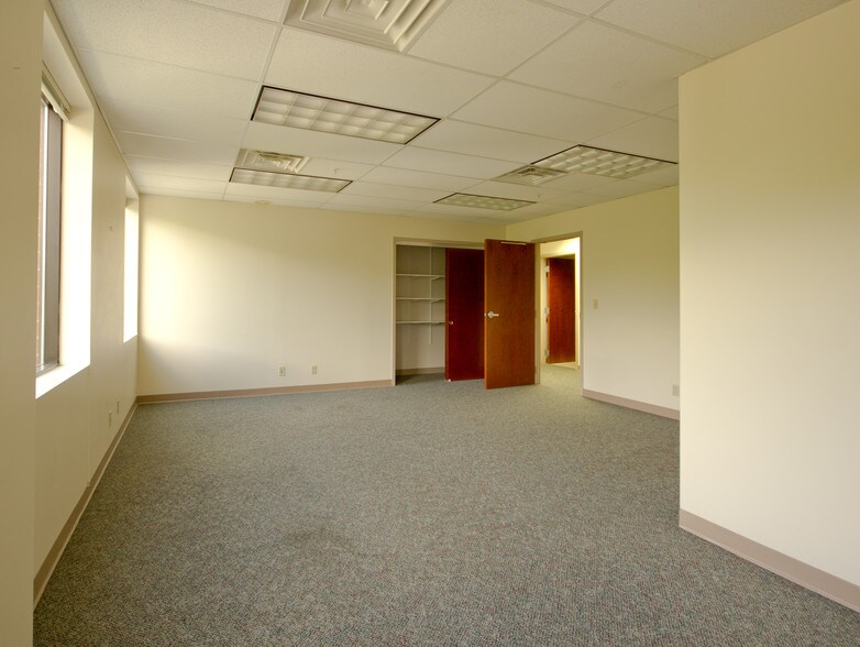 More Photos Of 77 Hospital Ave, North Adams Medical For Sale