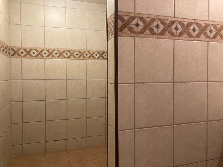 More Photos Of 105 1st St SE, Minot Apartments For Lease