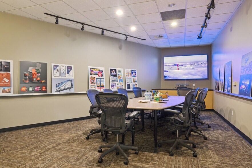 More Photos Of 546 S 200 W, Salt Lake City Office For Sale