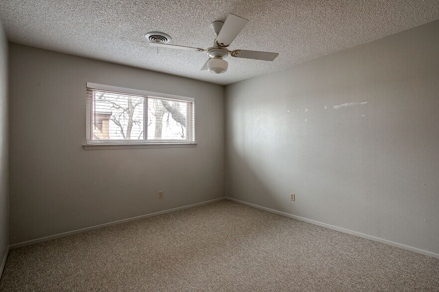 More Photos Of 938 County Road 3341, Paradise Land For Sale