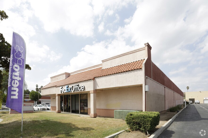 More Photos Of 10051 Magnolia Ave, Riverside Storefront For Lease