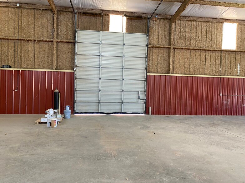 More Photos Of 4921 S County Road 1303, Odessa Light Manufacturing For Lease