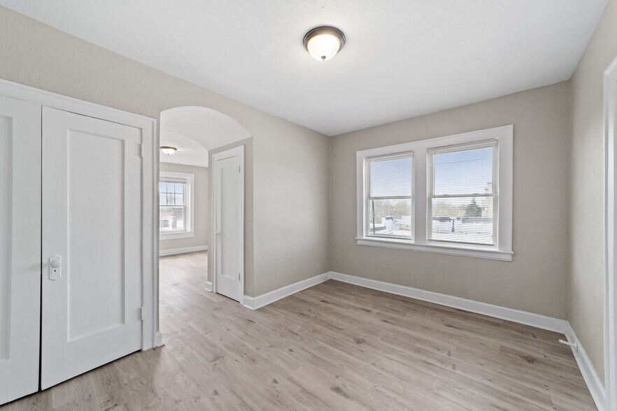 More Photos Of 11118 Clifton Blvd, Cleveland Apartments For Sale