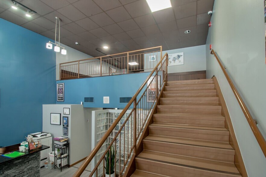 More Photos Of 300 N Charles St, Baltimore Apartments For Lease