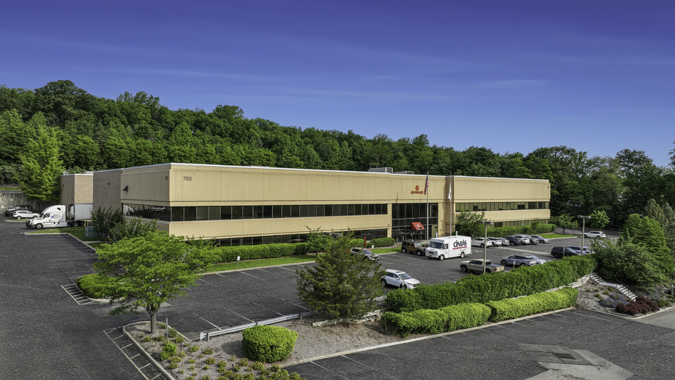 More Photos Of 750 Corporate Dr, Mahwah Manufacturing For Lease