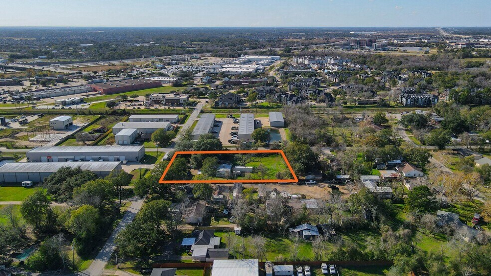 More Photos Of 16314 Dundee Rd, Cypress Land For Sale