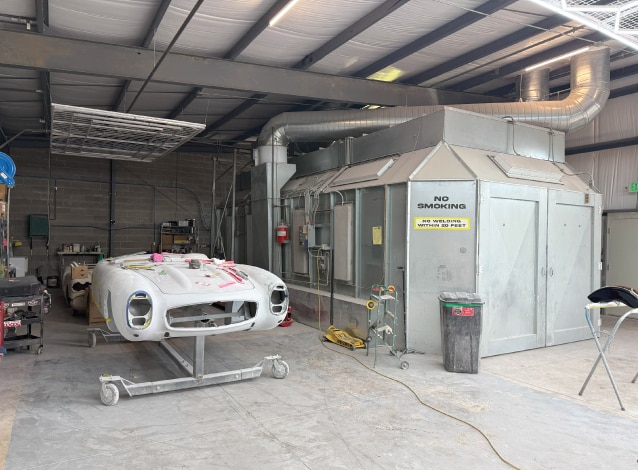 More Photos Of 490 Seneca Rd, Eugene Distribution For Lease