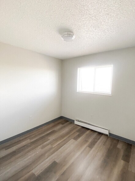 More Photos Of 730 Mather St, Brighton Apartments For Sale