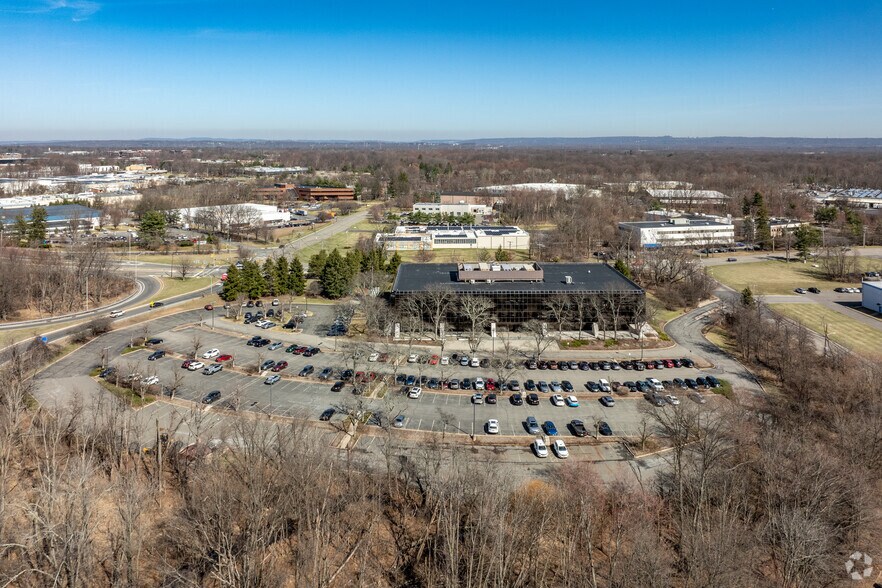 More Photos Of 600 Parsippany Rd, Parsippany Office For Sale