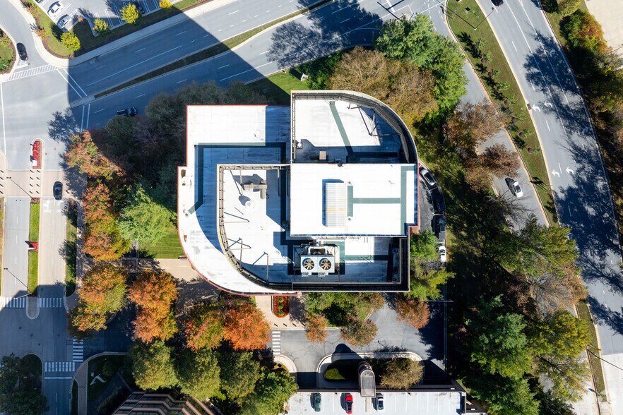 More Photos Of 10451 Mill Run Cir, Owings Mills Office For Sale