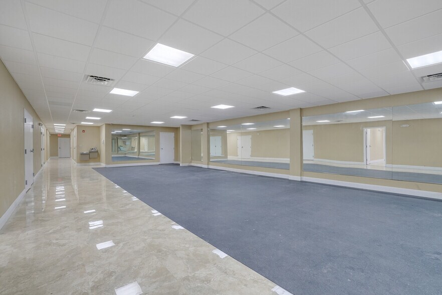 More Photos Of 2310 E Atlantic Blvd, Pompano Beach Office For Lease