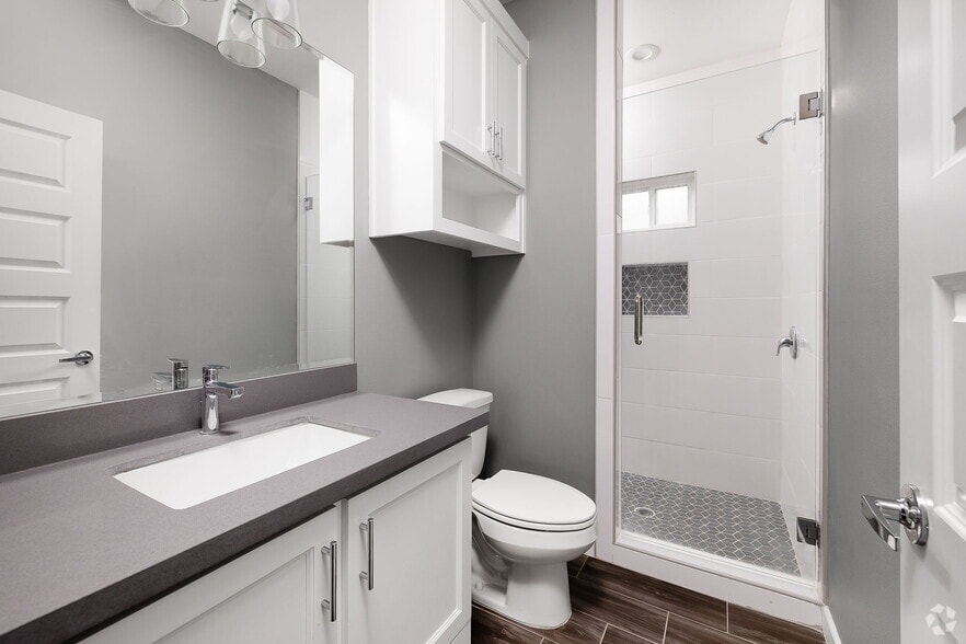 More Photos Of 205 Lauryn Dr, San Juan Apartments For Sale