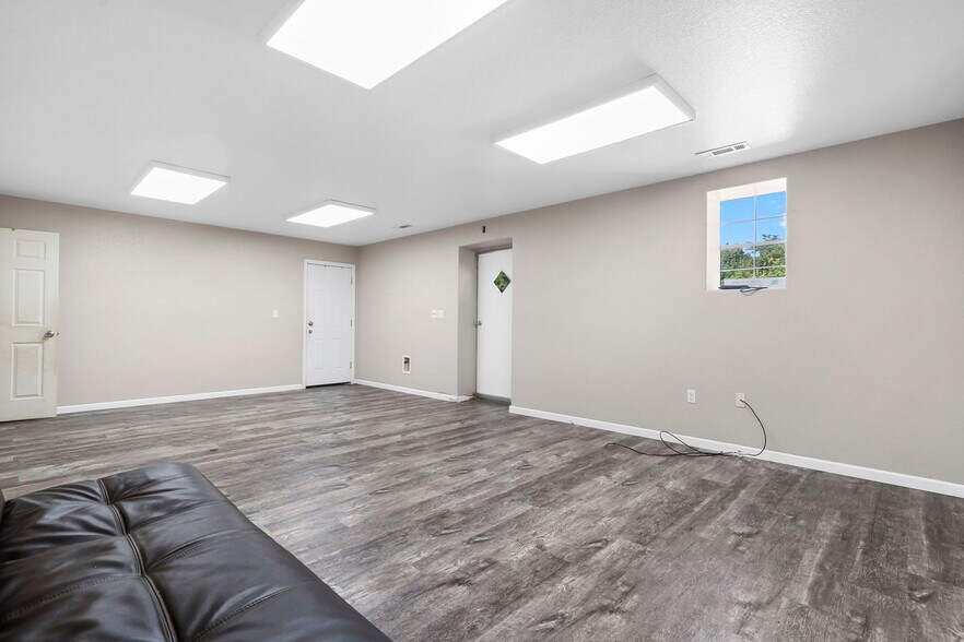 More Photos Of 17644 Highway 37, Garfield Warehouse For Sale