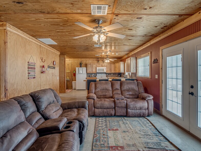 More Photos Of 341070 E 890 Rd, Chandler Lodge Meeting Hall For Sale