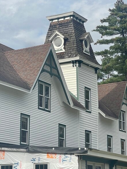 More Photos Of 477 Atateka Dr, Chestertown Hotel For Sale