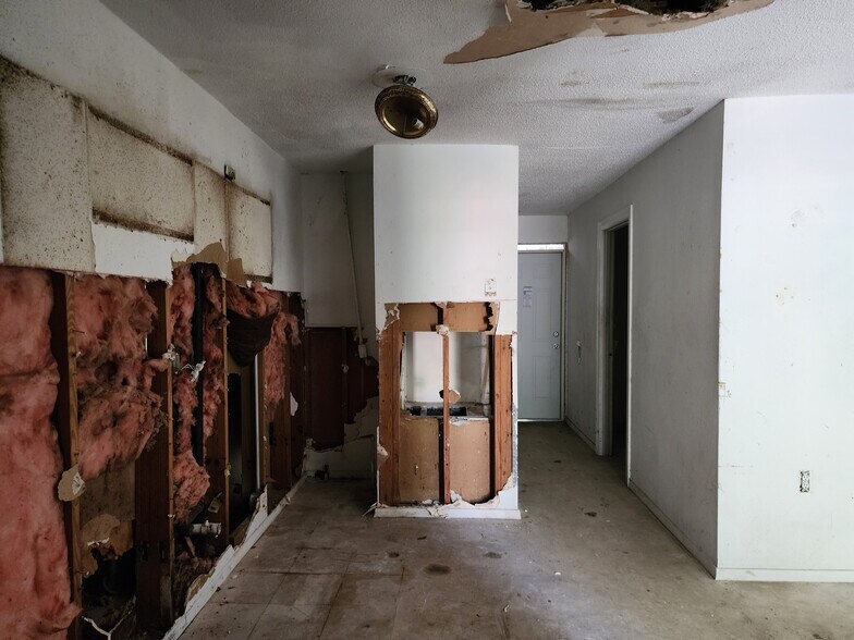 More Photos Of 3101 W Mallory St, Pensacola Apartments For Sale
