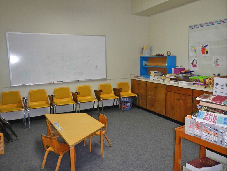 More Photos Of 191 S Columbia St, Hemet Religious Facility For Sale