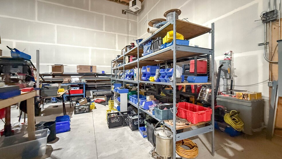 More Photos Of 2842-2848 Fenwick Rd, Kelowna Industrial For Sale