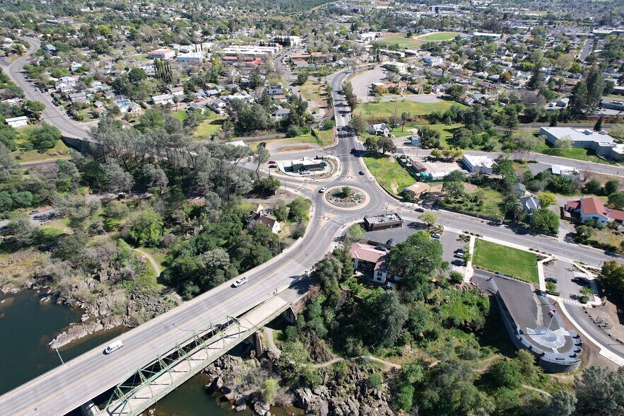 More Photos Of 1355 Washington Ave, Oroville Fast Food For Sale
