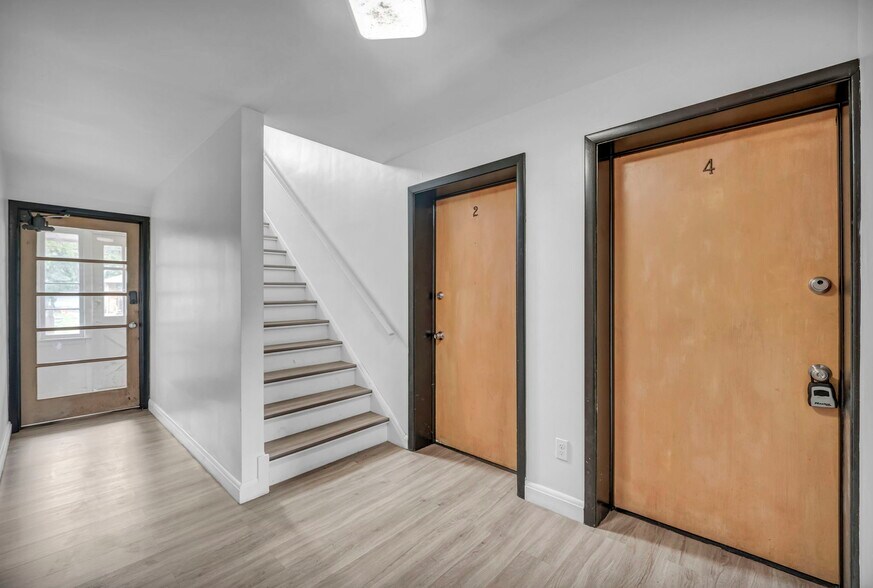 More Photos Of 885 S Green Rd, Cleveland Apartments For Sale