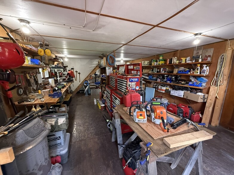 More Photos Of NHN (Nizina Road) McCarthy, Glennallen Specialty For Sale