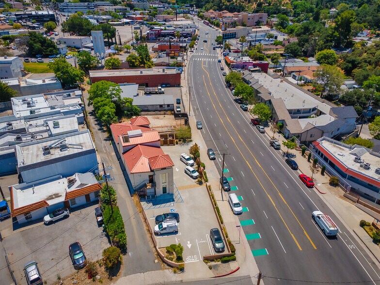 More Photos Of 7335-7341 Foothill Blvd, Tujunga Light Manufacturing For Sale