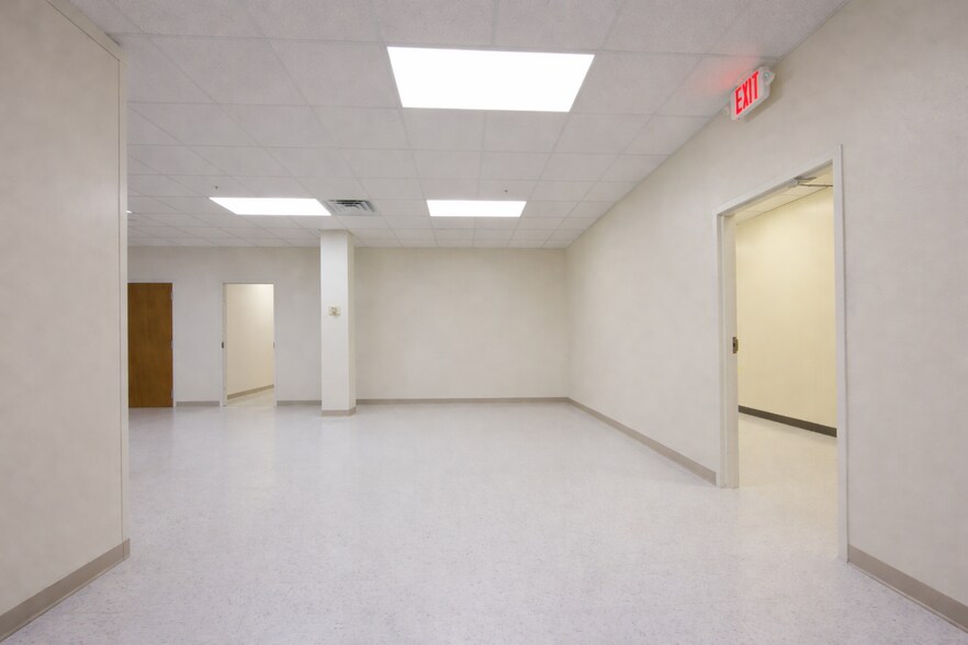 More Photos Of 3425 Lake Alfred Rd, Winter Haven Medical For Lease