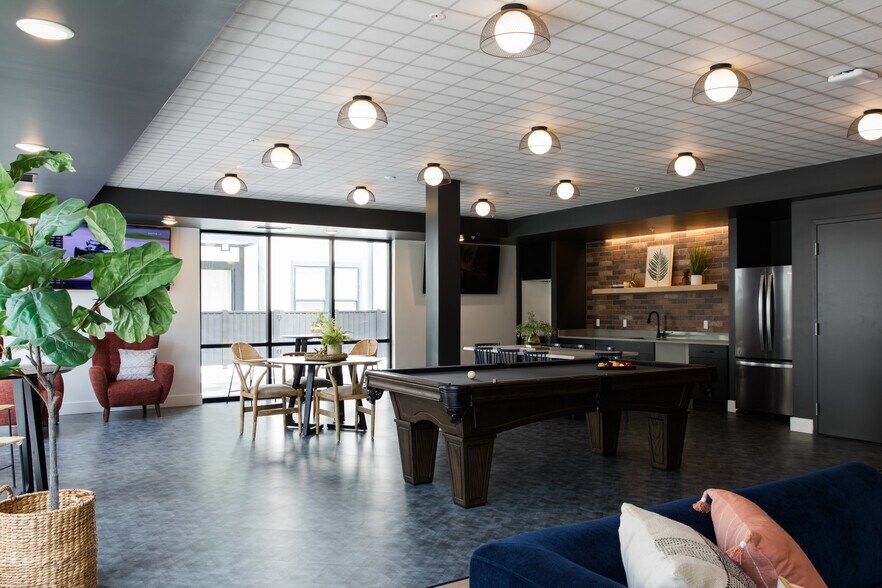 More Photos Of 440 N Monroe St, Tallahassee Apartments For Lease