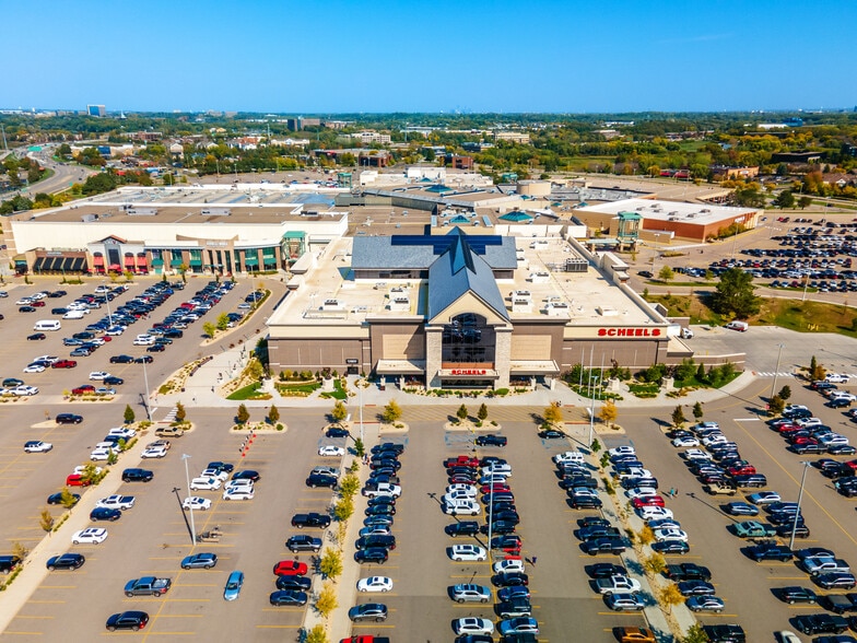 More Photos Of 8251 Flying Cloud Dr, Eden Prairie Unknown For Lease
