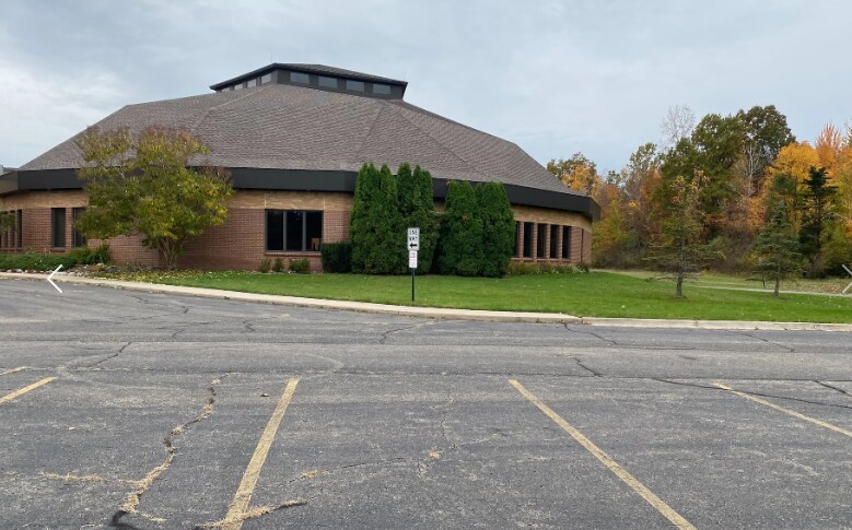 More Photos Of 32500 Palmer Rd, Westland Religious Facility For Sale