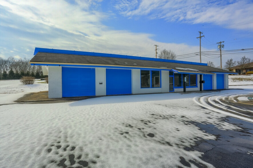 More Photos Of 2608 New Butler Rd, New Castle General Retail For Sale