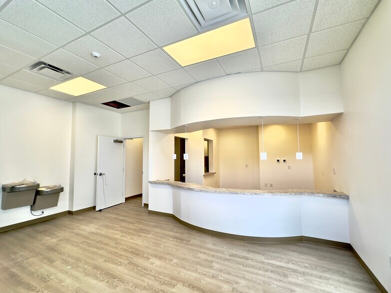 More Photos Of 740 Stirling Center Pl, Lake Mary Office For Lease