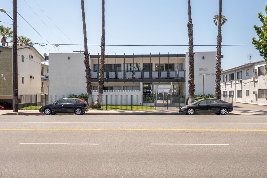 More Photos Of 11940 Burbank Blvd, Valley Village Apartments For Sale