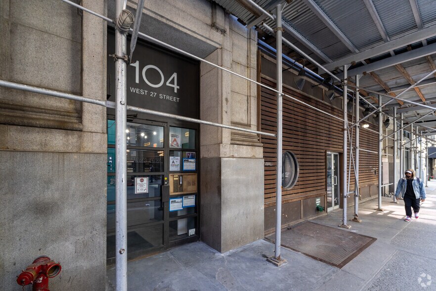 More Photos Of 104 W 27th St, New York Office For Lease