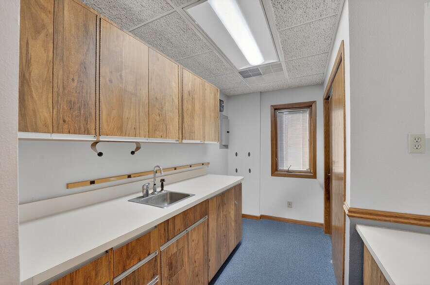 More Photos Of 533 S Main St, West Bend Office For Sale