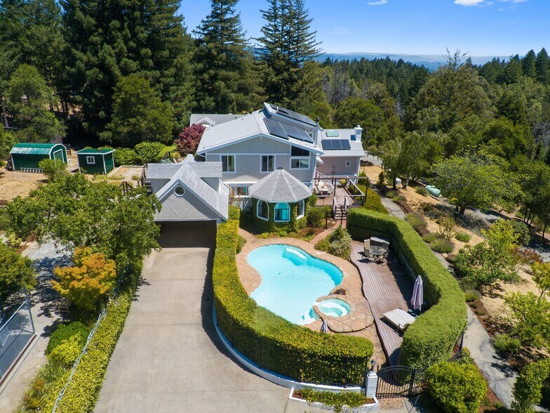 More Photos Of 7919 Empire Grade, Santa Cruz Multifamily For Sale