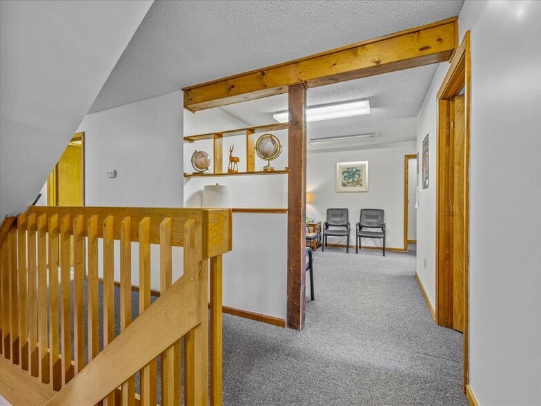 More Photos Of 200 W Town St, Norwich Office For Sale