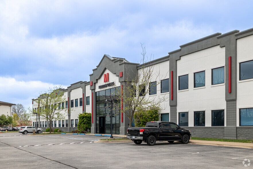 More Photos Of 1116 S Walton Blvd, Bentonville Office For Lease