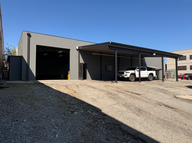 More Photos Of 5530-5534 Arrow Hwy, Montclair Unknown For Lease