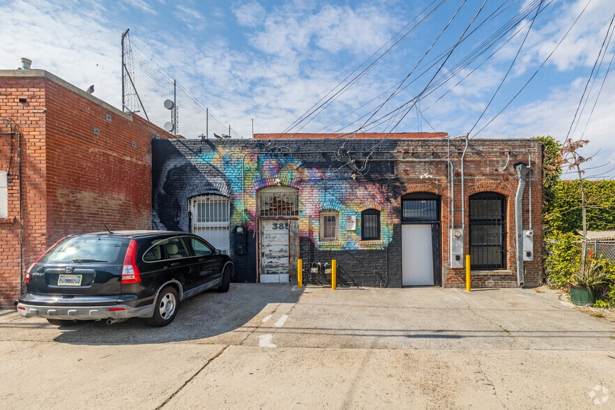 More Photos Of 381 W 6th St, San Pedro Storefront Retail Office For Lease