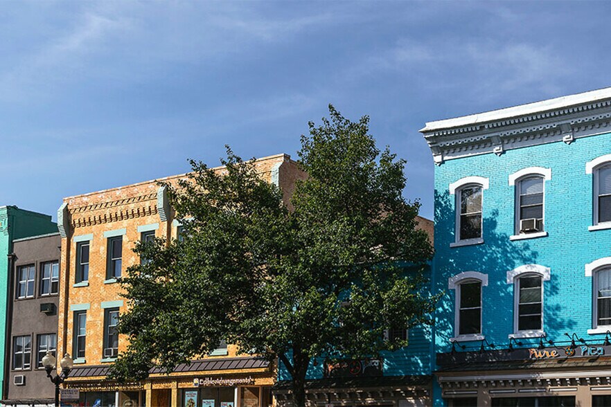 More Photos Of 56 Broad St, Bloomfield Apartments For Lease