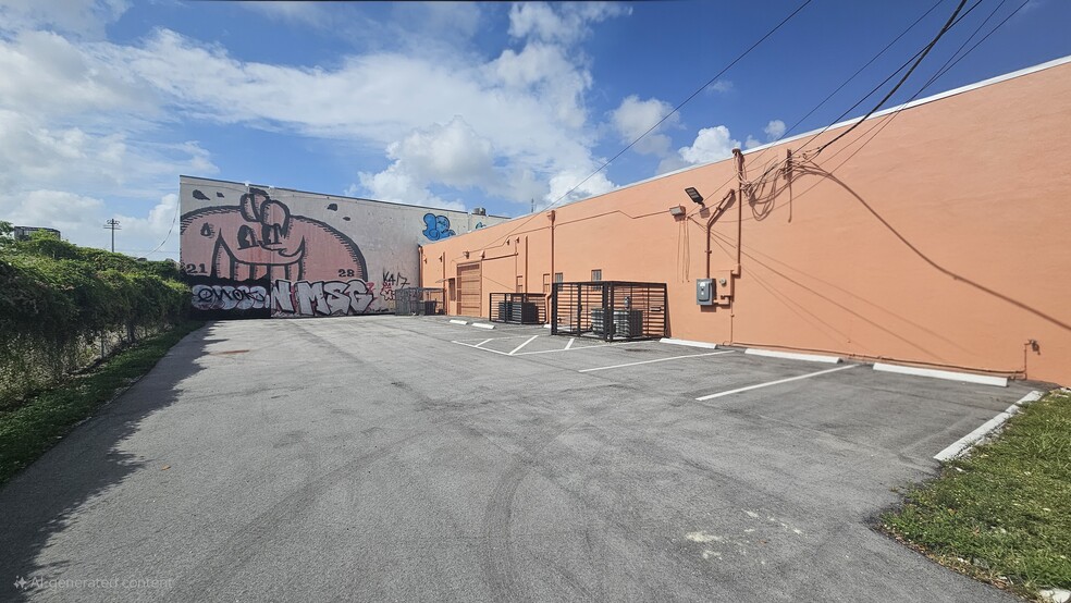 More Photos Of 2800-2818 NW 5th Ave, Miami Storefront For Lease