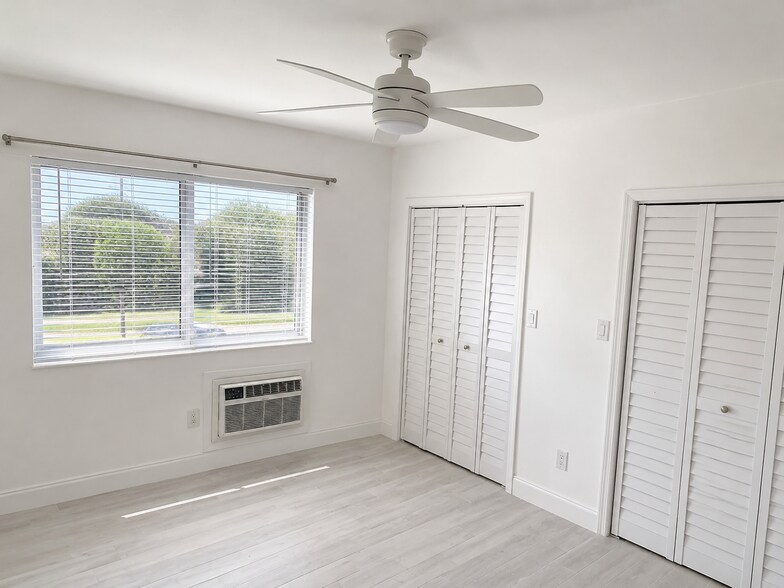 More Photos Of 117 N 5th St, Fort Pierce Office Residential For Sale