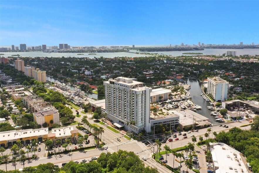 More Photos Of 13499 Biscayne Blvd, Miami Apartments For Sale