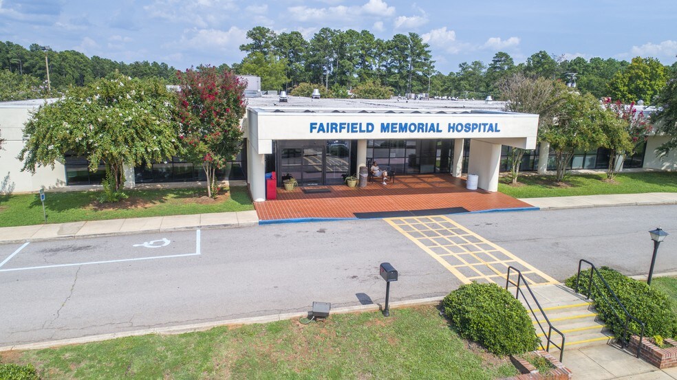 Primary Photo Of 102 Us 321 Byp, Winnsboro Hospital For Sale