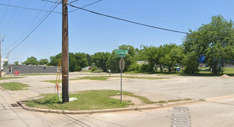 More Photos Of 2201 NW Sheridan Rd, Lawton Land For Sale