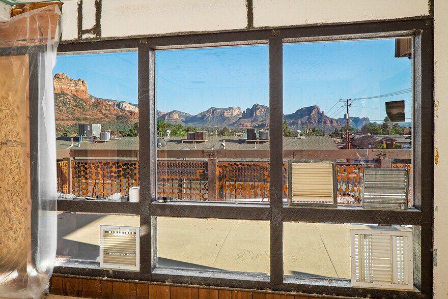 More Photos Of 450 Jordan Rd, Sedona Office Residential For Sale