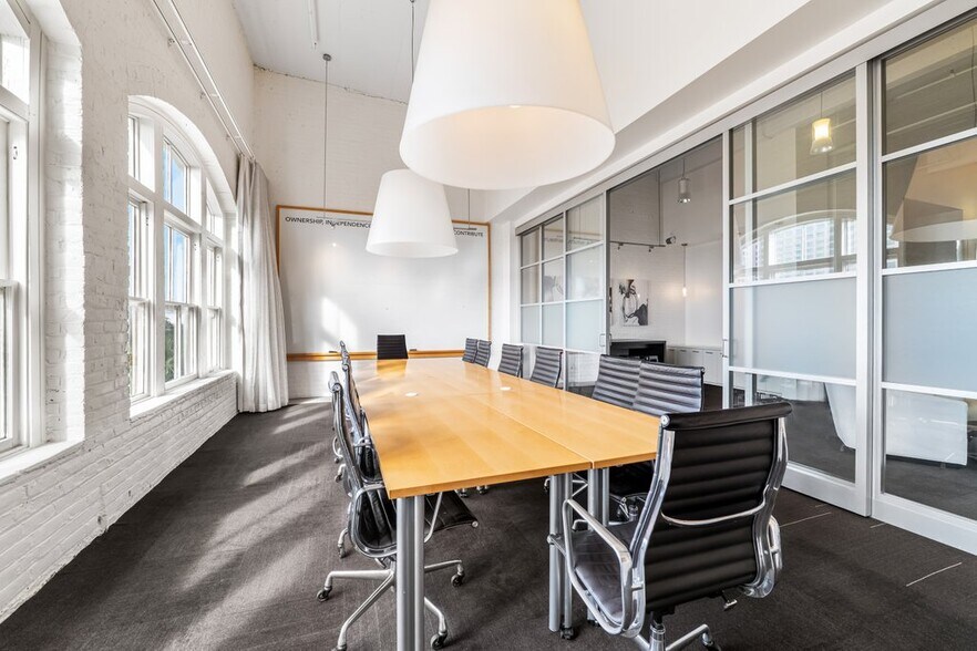 More Photos Of 315 E Bay St, Jacksonville Office For Lease