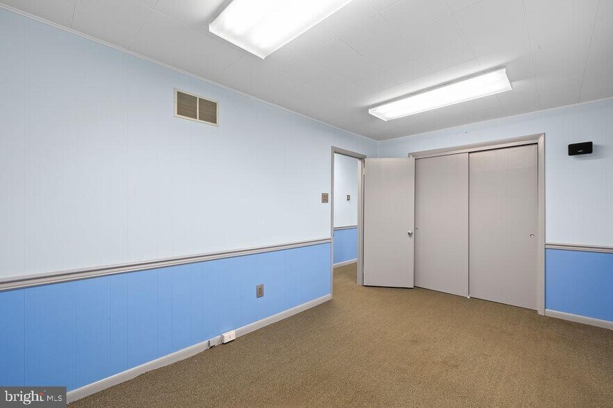 More Photos Of 1569 Swamp Pike, Gilbertsville Office Residential For Sale