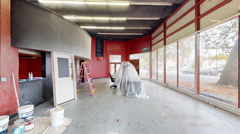 Primary Photo Of 1500-1502 Washington St, Vancouver Light Distribution For Lease